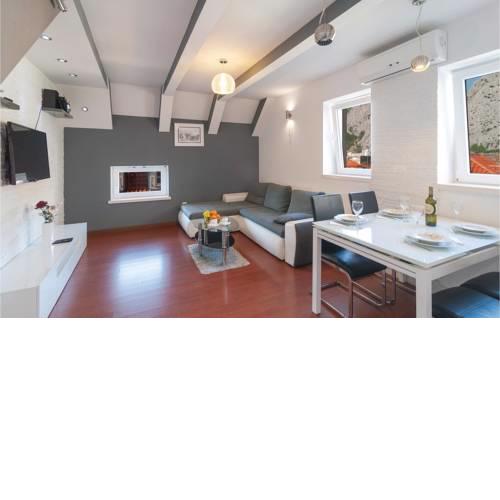 One-Bedroom Apartment Vangrad 01
