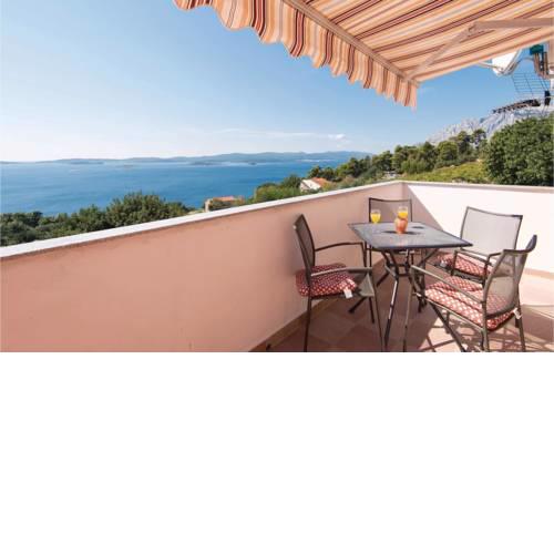 One-Bedroom Apartment with Sea View in Orebic