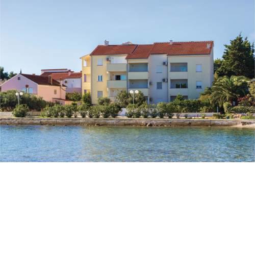 One-Bedroom Apartment with Sea View in Ugljan