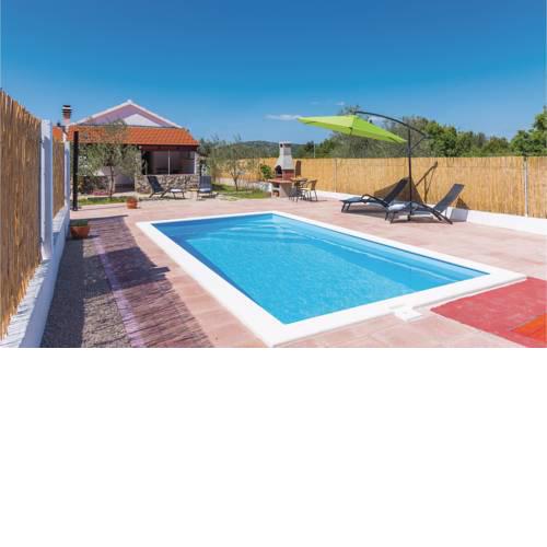 One-Bedroom Holiday Home in Bilice