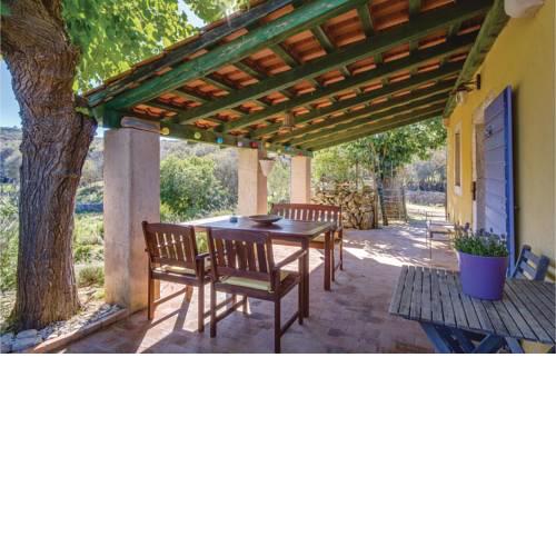 One-Bedroom Holiday Home in Punta Kriza