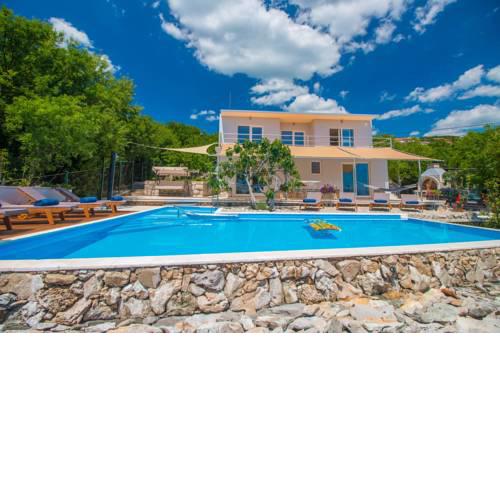 Organic Gardens Villa