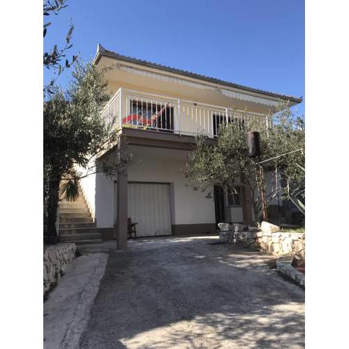 Paladas Aparment