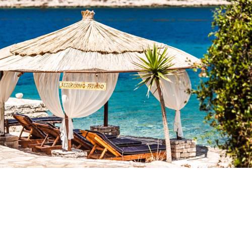 Pebble Bay Paradise House