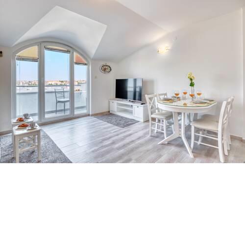 Penthouse Zola with private parking