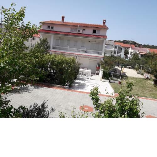 Perkic Feha - a49600