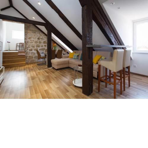 Petrova Attic