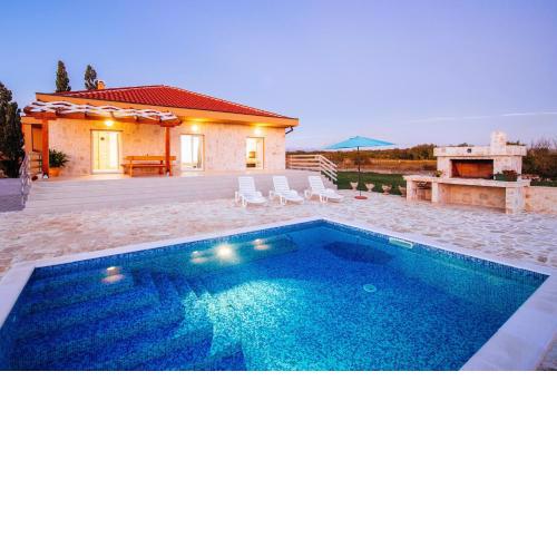 Poolincluded - Villa Privlaka