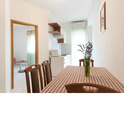 Pretty Apartment in Banjole near Seabeach and Town Centre