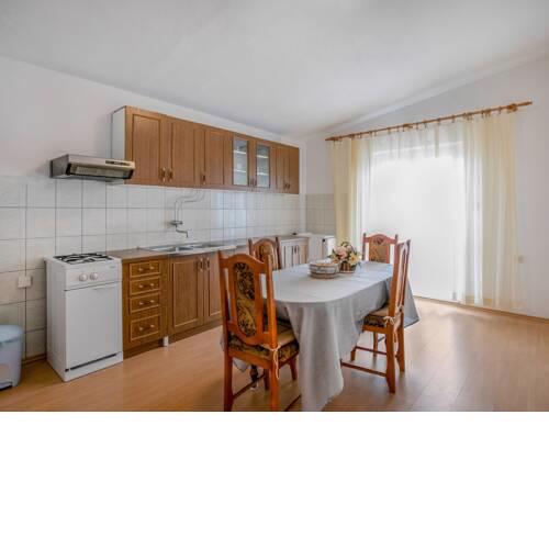Pretty Apartment in Krneza near Seabeach