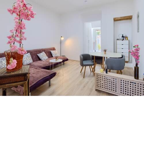 RENOVATED Large apartment in city centre Pula!