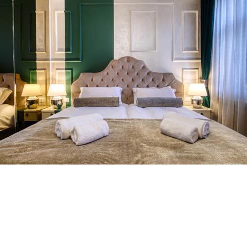 Riva Palace - design rooms