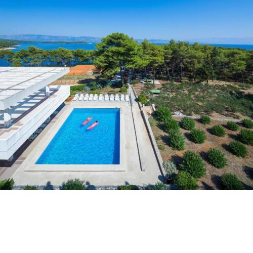 Room in Guest room - Excellent All Inclusive Double Room with Sea View
