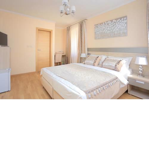Rooms by the sea Kastel Novi, Kastela - 17909