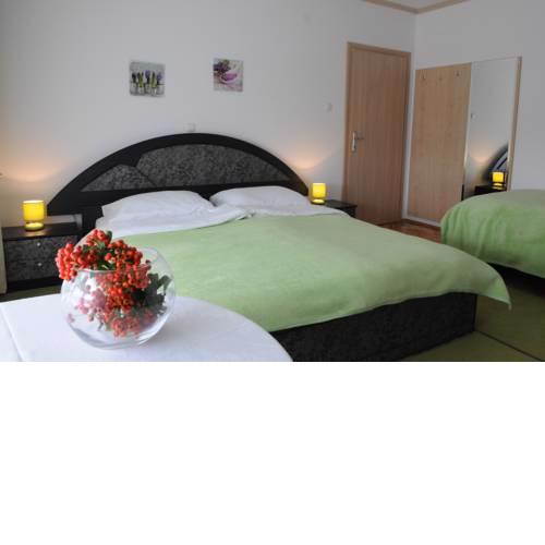 Rooms Stella