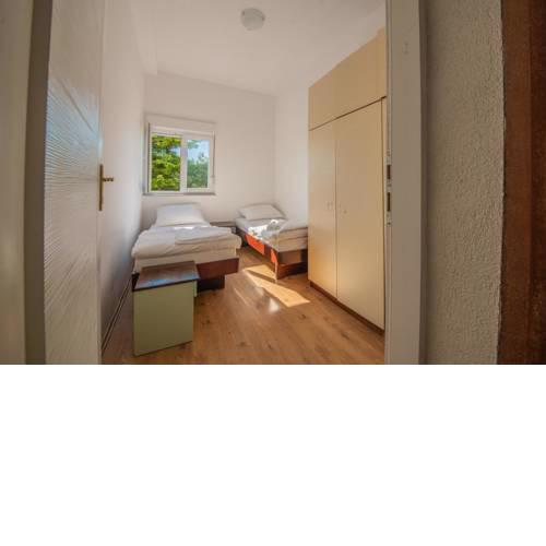 Rooms with a parking space Starigrad, Paklenica - 17698