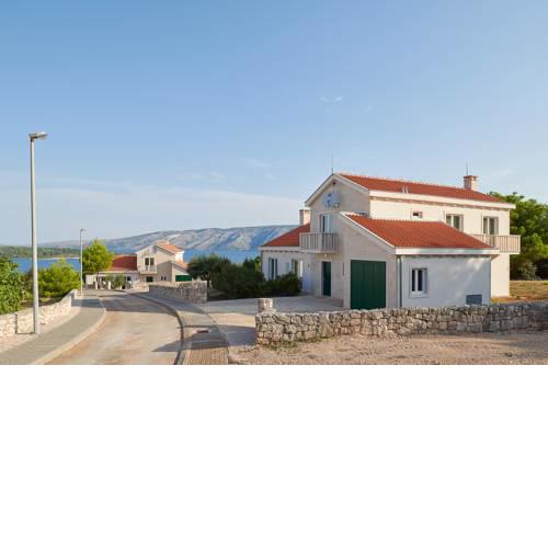 Rudina Villa Sleeps 8 with Pool Air Con and WiFi