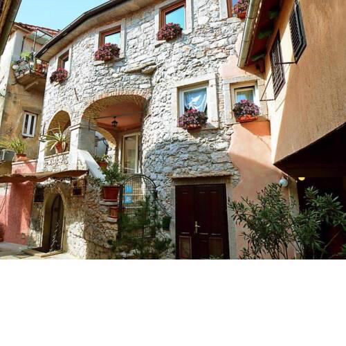 Rustic Apartment Ines Volosko