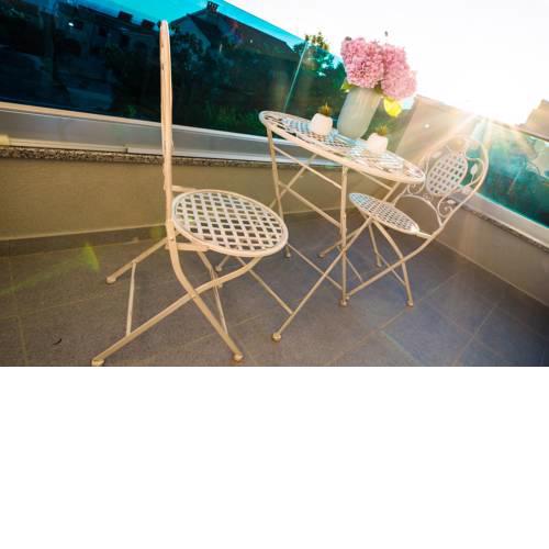 Sea view luxury studio apartment
