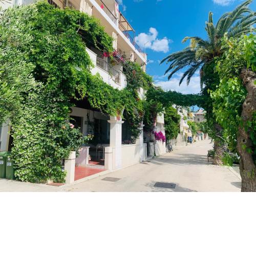 Seafront aparment