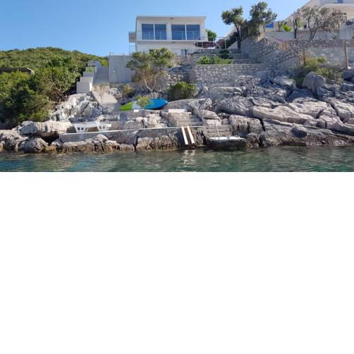 Seafront Villa in low populated area