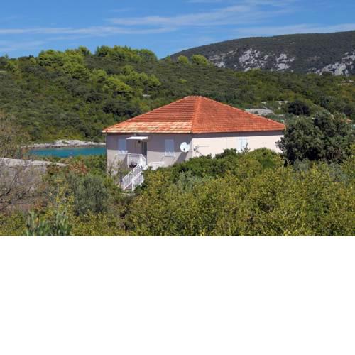 Seaside apartments with a swimming pool Kneza, Korcula - 9130