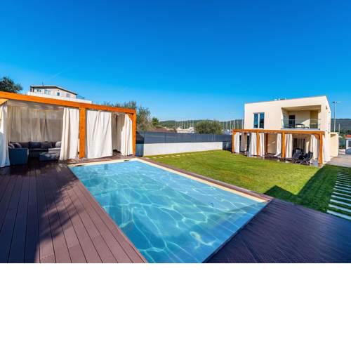 Serene Villa in Bibinje with Private Swimming Pool