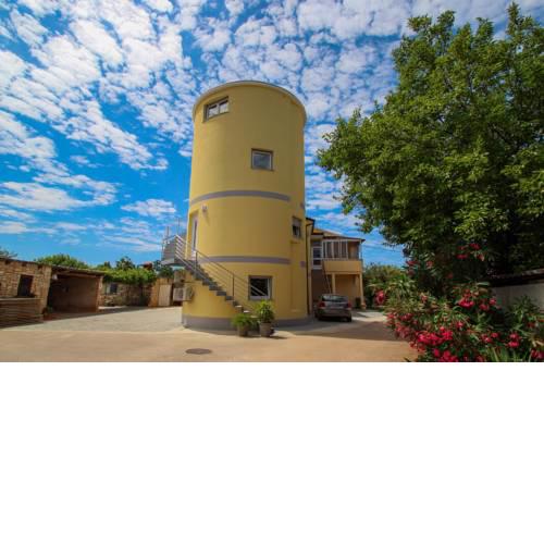 Silos Holidays