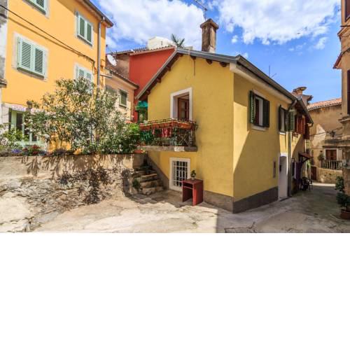 Small house ForFour in Old Town, Lovran - Opatija