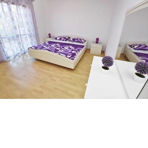 Spacious Holiday Apartment