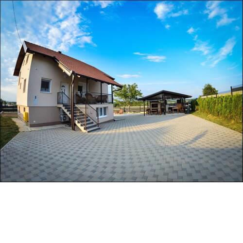 Spacious Holiday Home in Gračec with Private Swimming Pool