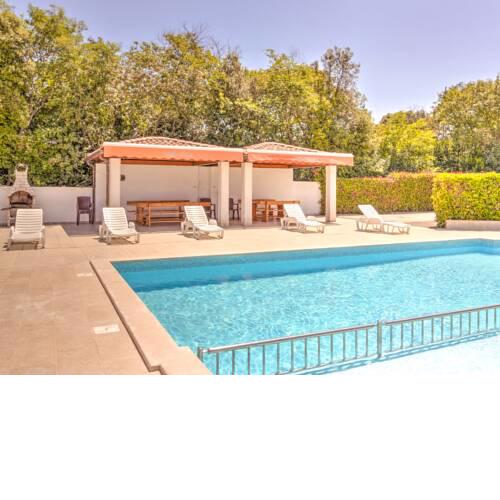 Splendid Mobile Home in Banjole with Swimming Pool