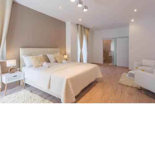 Rooms Sea & Sun with private parking