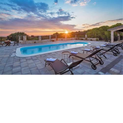 Stone Holiday Villa with Pool and Gorgeous Sea Views Rogoznica