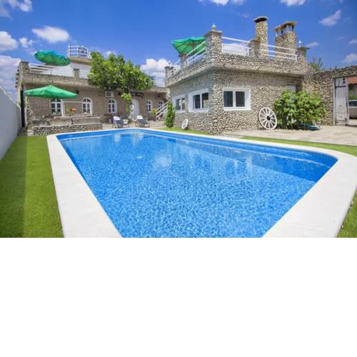 Stone Ship - heated pool