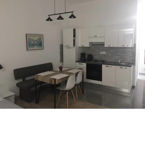 Studio apartman Dado
