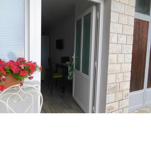 Studio apartman Jojo
