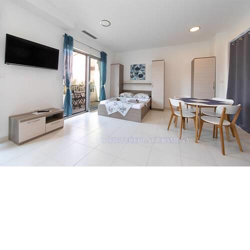 Studio Apartman Kamena B2+2