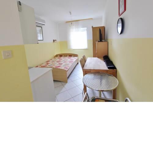 Studio apartman Mia