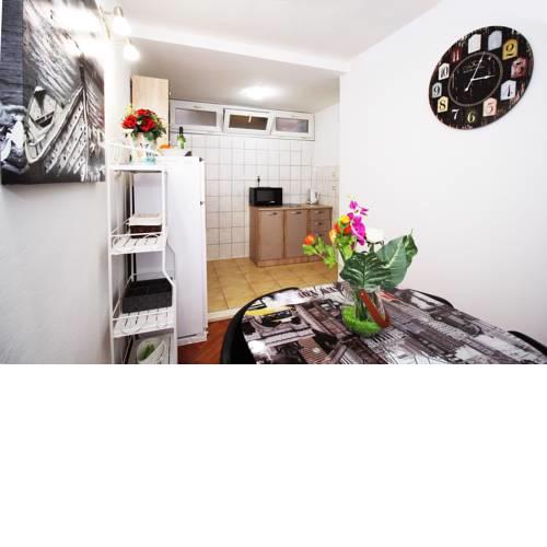 Studio Apartment Dragica