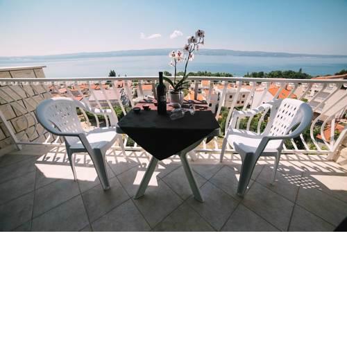 Studio Apartment in Duce with Sea View, Balcony, Air Conditioning, Wi-Fi (4167-7)