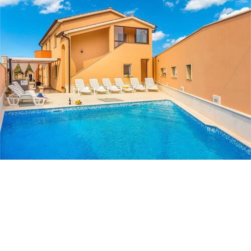 Studio Apartment in Galizana