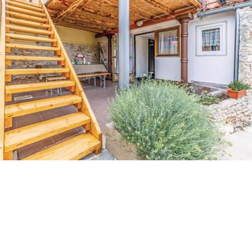Studio Apartment in Liznjan