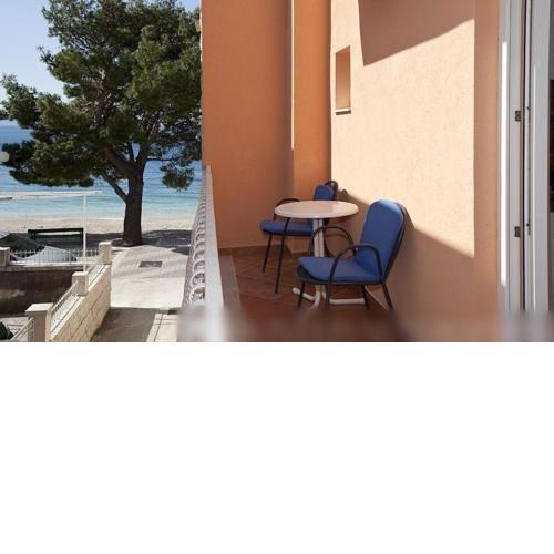 Studio apartment in Tucepi with sea view, balcony, air conditioning, WiFi 3674-3