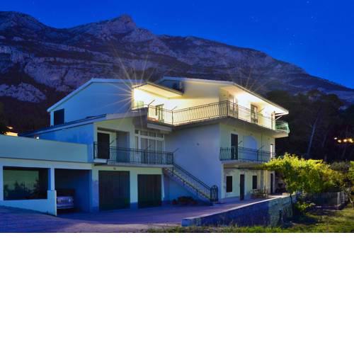 Studio apartment Ivo