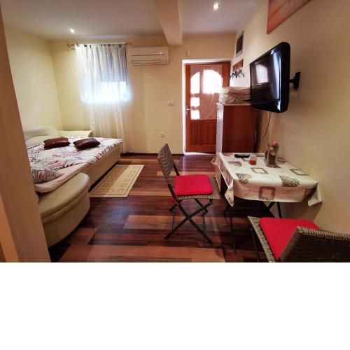 Studio Apartment Nina