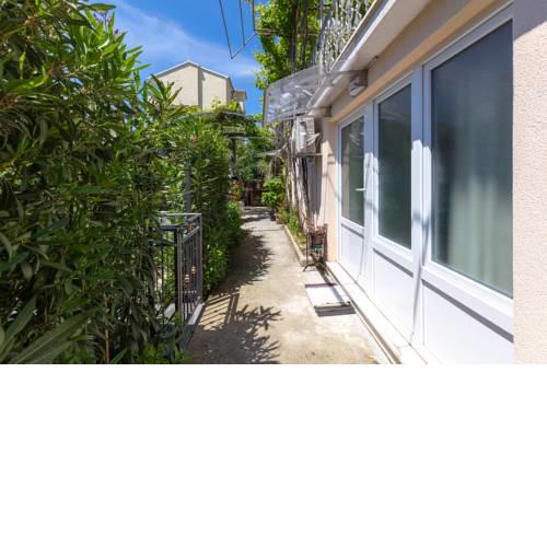 Studio apartment Oleander