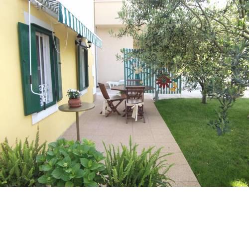 Studio Blace 16068a