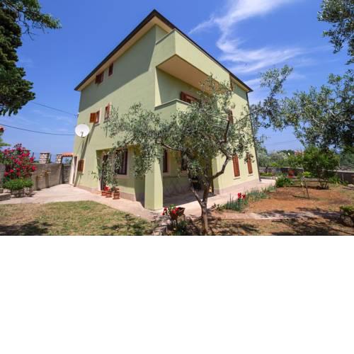 Studio Nerezine 2506a