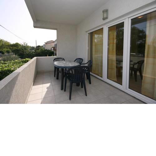 Studio Omis 4654b